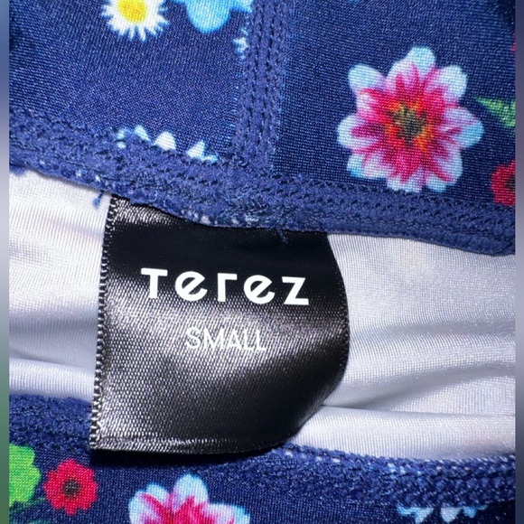Terez leggings Size SMALL like new condition .
C$34 C$110
Size: US S | Terez - Picture 4 of 5
